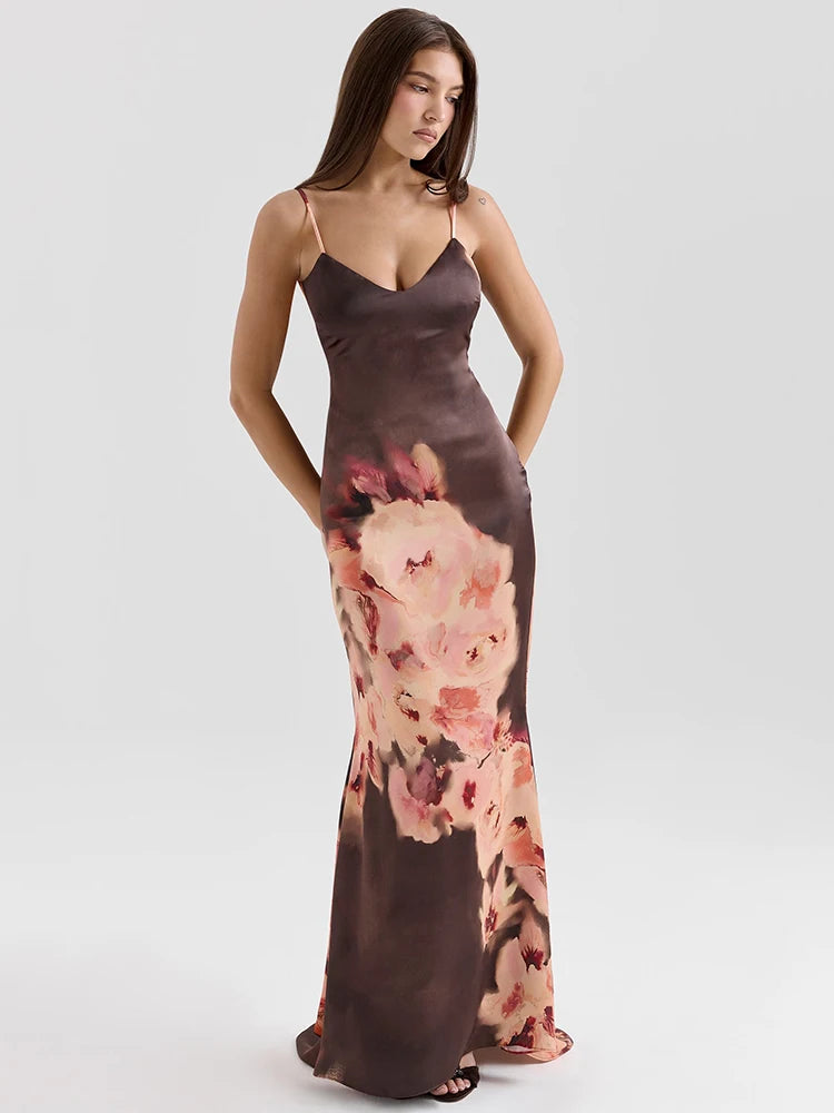 Vestido Maxi Floral em Cetim Nuudi Store – Estampa Floral, Decote em V, Alças Finas e Costas Abertas